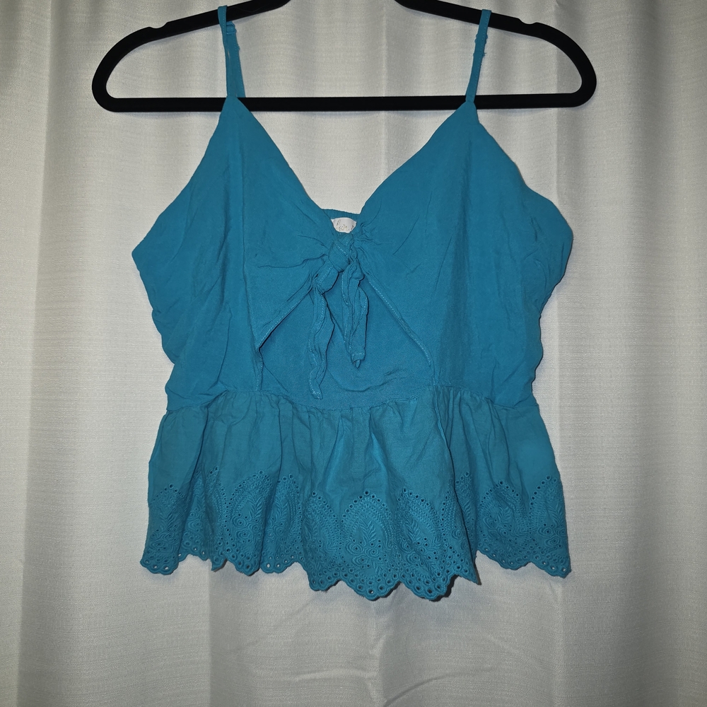 XL Cropped Tie-Front Spaghetti Strap Top